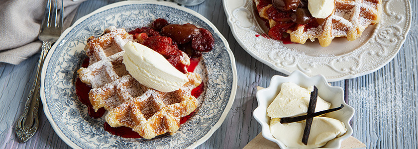 Waffel al vin brulé e prugne