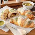 Croissant con crema di pistacchio - 1