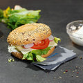 Bagel Everything, pretagliato - 1